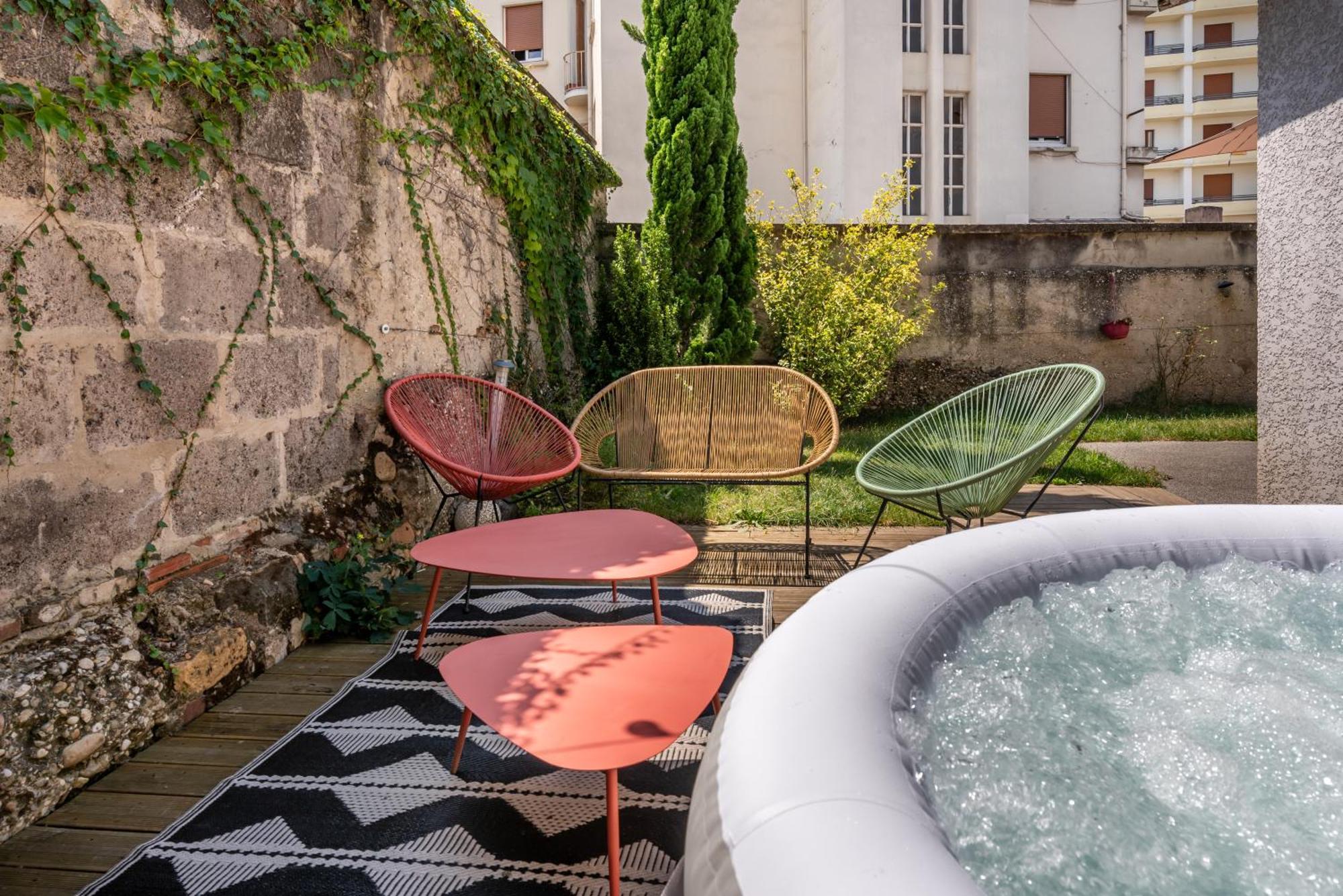 La Villa Sassolini Avec Jacuzzi Lyon Exterior foto